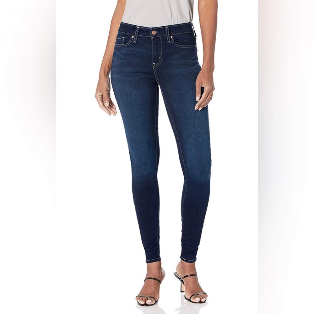 Levi’s Skinny Jeans in Immaculate